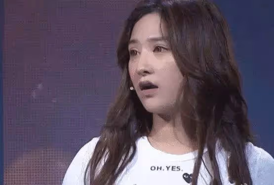妹妹整容10次，只因嫉妒姐姐長得太美，不料姐姐登臺「驚豔所有觀眾」，主持人：確實該整
