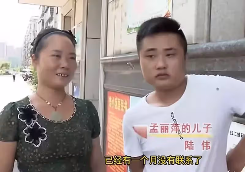 18歲兒媳生下女兒，41歲大姐當上奶奶，年紀輕輕抱孫，她卻一直悶悶不樂