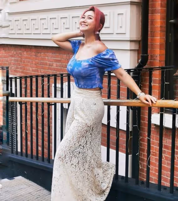 港姐白雲被曝與富二代離婚,結婚6年不生娃,愛秀身材惹婆家不滿