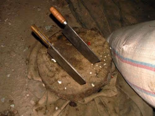 因為不能生孩子，她給三個頑童當繼母，遇到前夫時她很驕傲