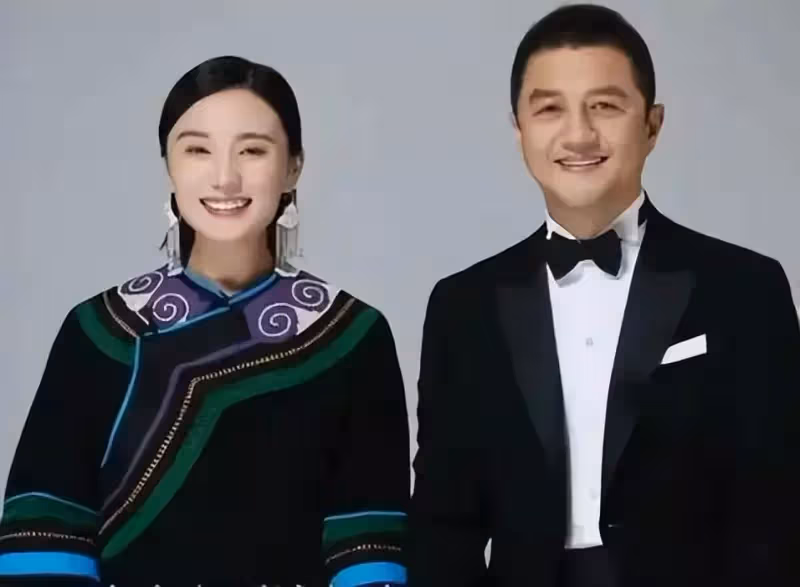 「老來得子」李亞鵬:50歲又生小兒子,一張照片牽出王菲秘密協議