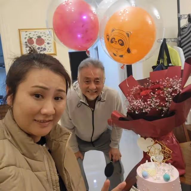 吳岱融帶妻子回內地工作，送玫瑰為對方慶生，曾花60萬在廣州買房