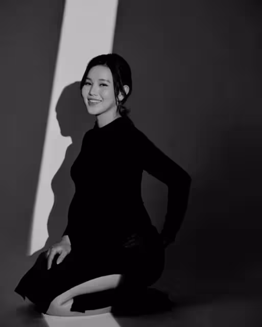 一索得男！29歲知名星二代曬幸福曲線，媽媽是第一版韋小寶扮演者