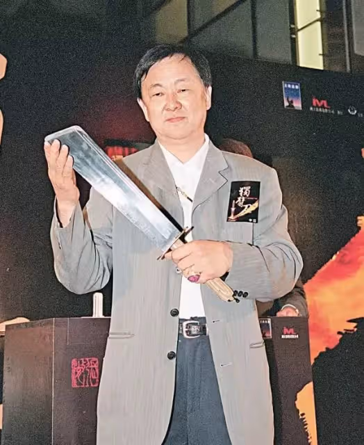 王羽生前住院畫面曝光，已成失智老人，晚年令人唏噓