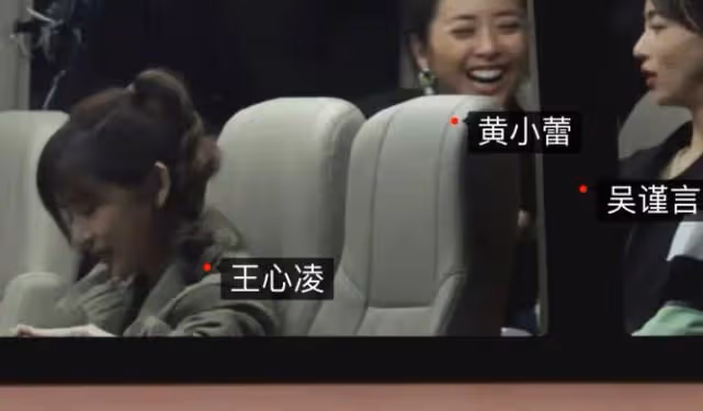 芒果台真會搞事,浪三姐姐們一看就不好惹,還沒開始已分兩大幫派