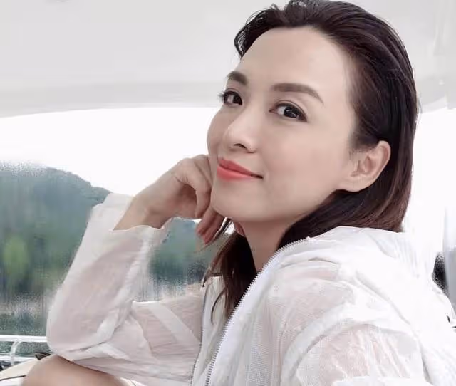突傳死訊!TVB知名女星90歲父親因病離世,結婚計劃或因此推遲