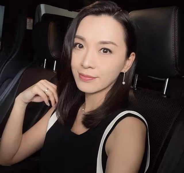 突傳死訊!TVB知名女星90歲父親因病離世,結婚計劃或因此推遲
