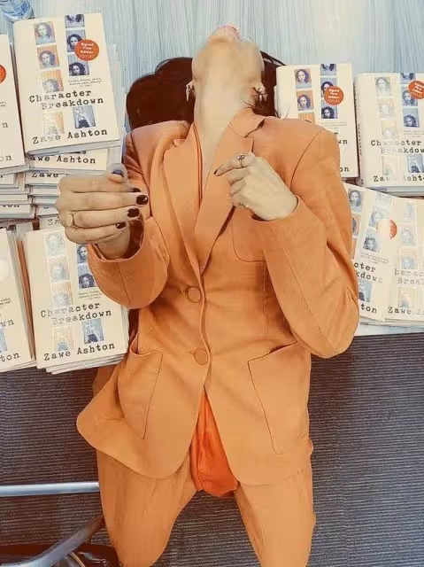 含淚祝福抖森訂婚,未婚妻讓人心服口服