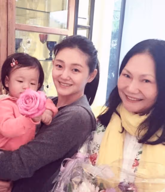 大S媽已見韓國女婿!具俊曄貼心送花當見面禮,岳母卻偏愛汪小菲