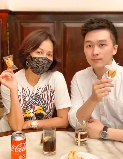 身價36億膝下無子!54歲劉嘉玲把「侄子當兒子」送百萬豪車當畢業禮 「姑侄合照似母子」或成財產繼承人