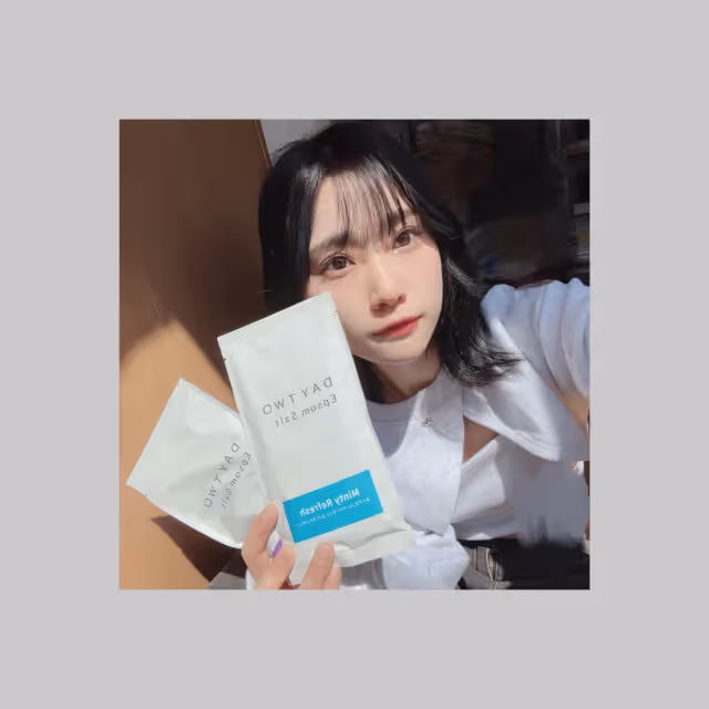 最猛新娘！她換藍色婚紗「炸出結實誇張背肌」萬人瘋傳　媽媽看了快氣瘋「一轉絕美正臉」太有反差感