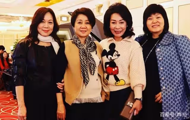 28歲嫁大39歲千億富豪，「8年連生5胎」不坐月子　拒每天10萬零花錢「最終爭到百億家產」