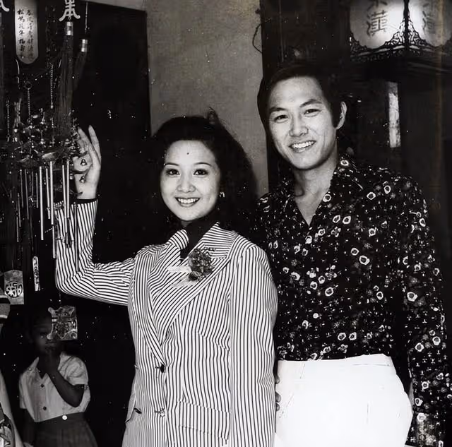 73歲前TVB老戲骨新劇 化「詐屍」妝要三個鐘頭，曾追求薛家燕