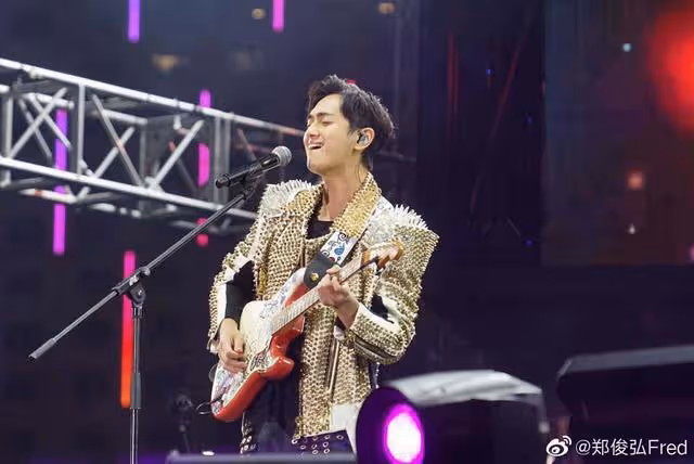 TVB小生兩月後升級做父親,重返老東家,有份唱《金宵2》片尾曲