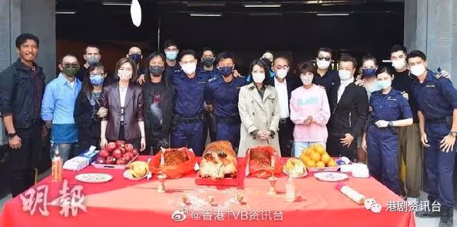 張學友時隔6年再拍戲!放心將自己交給動作指導謝霆鋒