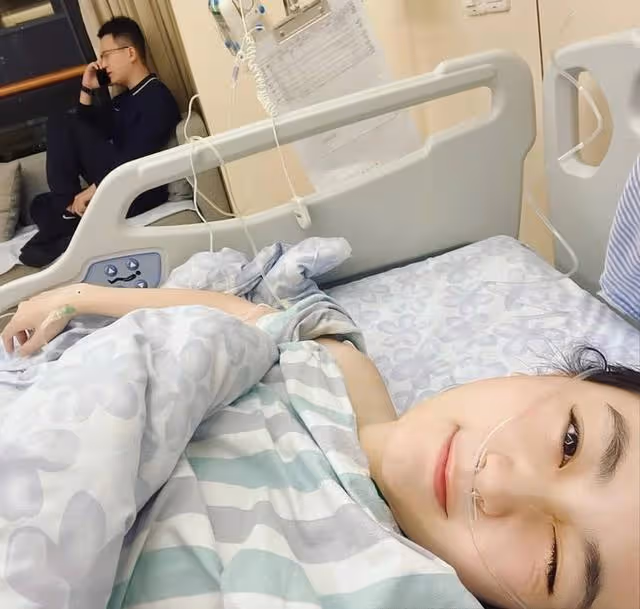 香港知名女星大病後宣告復出!簽下終身合約,嫁富商已成兩孩之母