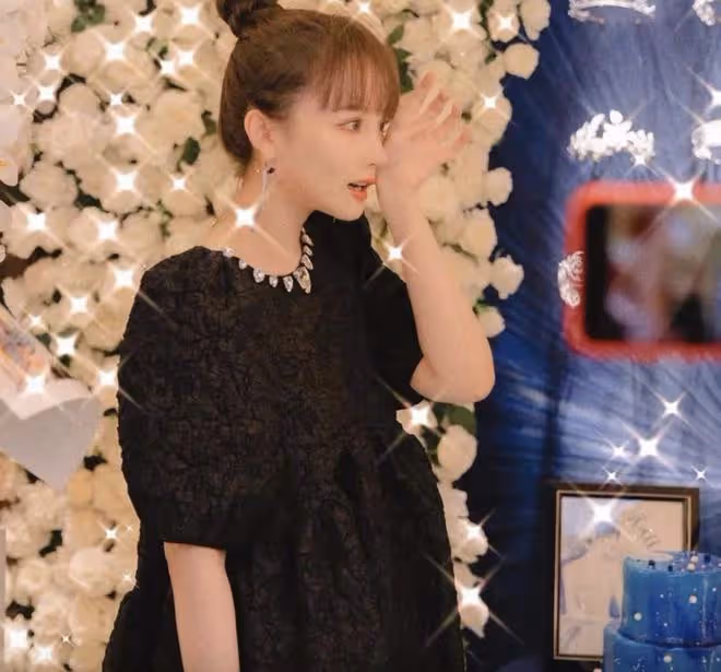 趙本山女兒被曝解除婚約,稱為男友花錢超過兩千萬,後悔沒早分手