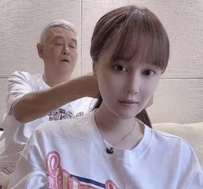 趙本山女兒被曝解除婚約,稱為男友花錢超過兩千萬,後悔沒早分手