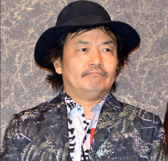 60歲導演被曝性侵女演員!發生關係就給角色,事情敗露手寫道歉信