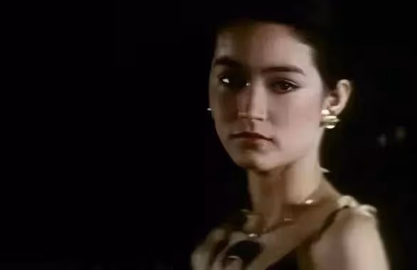 林青霞:17歲走紅,40歲成大美人,我卻看到了她骨子裡的自卑