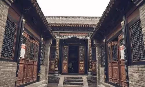 「最強釘子戶」豪開380億天價，屋主堅持不賣，專家勘測後大呼：不能拆！