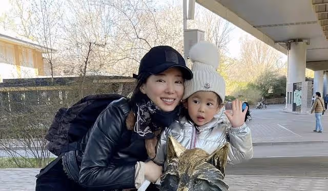 TVB前知名女星轉行做網紅!遭網友質疑整容,為轉運已低調改名