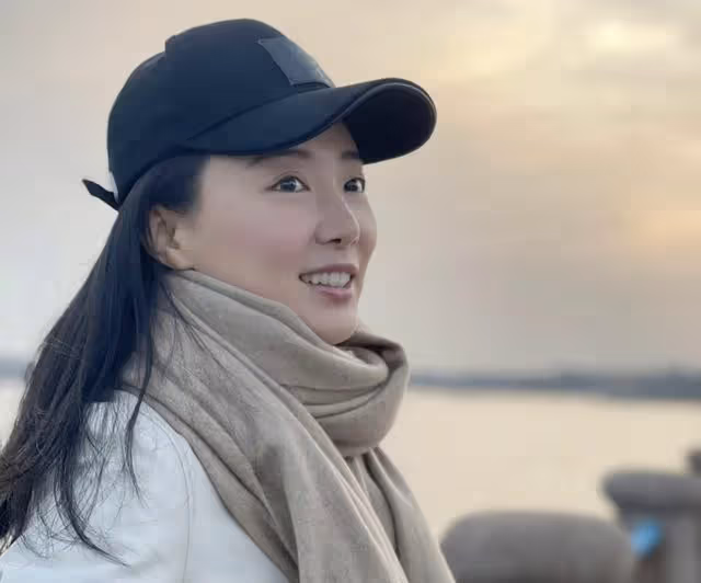 TVB前知名女星轉行做網紅!遭網友質疑整容,為轉運已低調改名