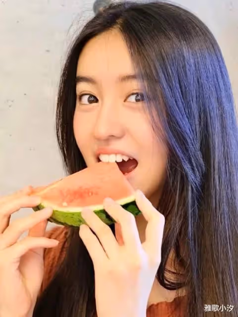日本最美星二代木村光希,完美身材掀熱話,大方分享木村家飲食法