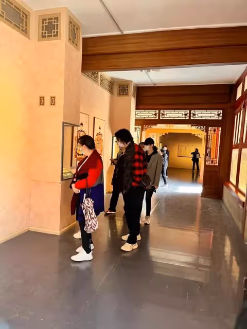 李承鉉一家三口游故宮,7歲lucky長腿搶鏡,戚薇疑懷二胎孕味十足