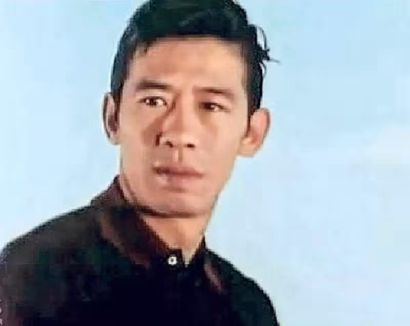 89歲胡楓近照曝光,西裝筆挺精神奕奕,喪妻後與86歲羅蘭形影不離,網友感歎:這是最好的友情,讓人羨慕