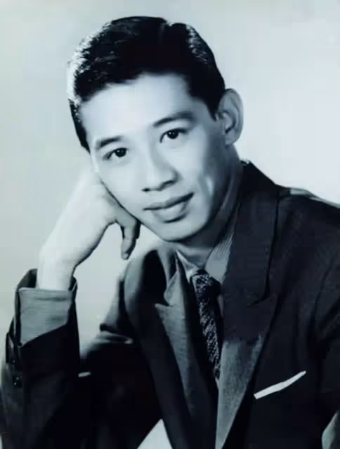 89歲胡楓近照曝光,西裝筆挺精神奕奕,喪妻後與86歲羅蘭形影不離,網友感歎:這是最好的友情,讓人羨慕