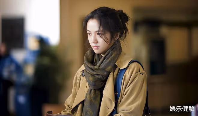 8年前說「嫁給韓國丈夫很幸運」的湯唯,她的婚姻狀況如何了?