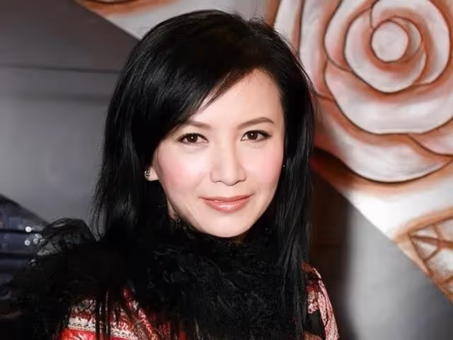 香港知名女星疑陷經濟困難!曬照主動求工作,自覺還有幾分姿色
