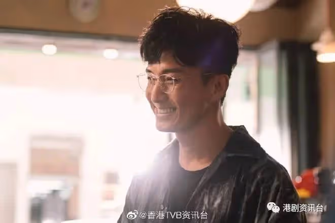 金宵大廈2｜陳山聰全裸露股 內地觀眾不滿馬賽克