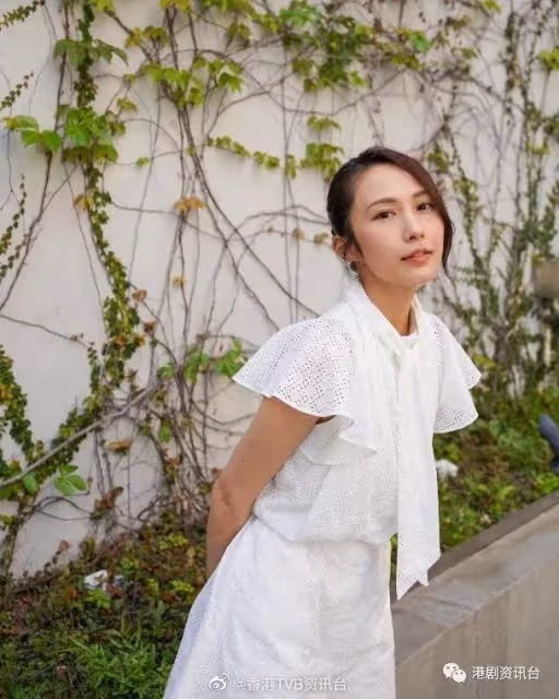 沈卓盈迎來40歲生日！一家三口悉心打扮在家慶祝