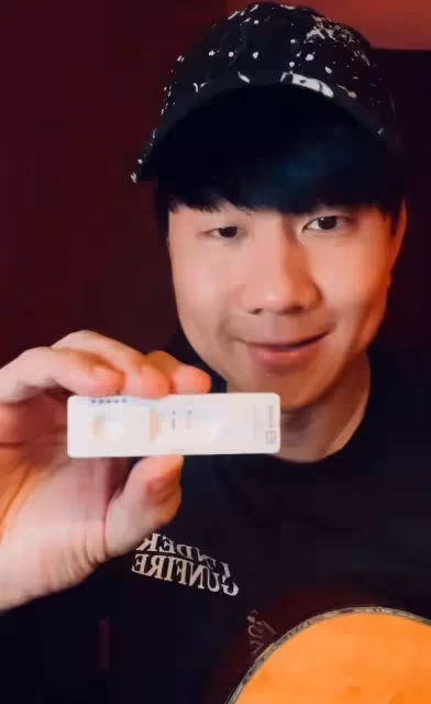 林俊傑確診新冠,一周前公開演出被近距離圍觀,有人曾提醒戴口罩