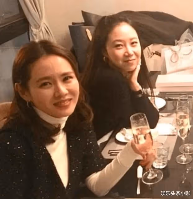終於嫁了!婚禮接捧花,和小10歲男友要官宣?