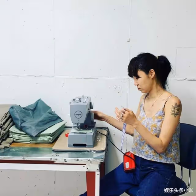終於嫁了!婚禮接捧花,和小10歲男友要官宣?