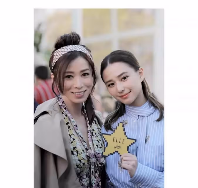澳門賭王「最美千金」何超蓮美翻巴黎時裝周，氣質美貌不輸同場的楊穎，網：不愧是大家閨秀