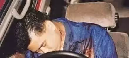 梅艷芳被人打了一巴掌，打人者當晚被砍傷，隔日慘死在醫院