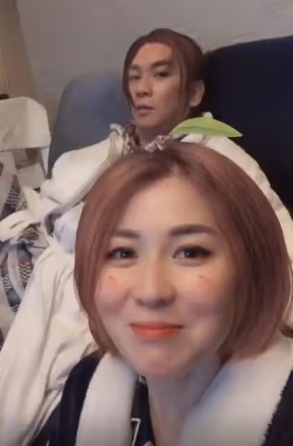 惠英紅前男友移居內地近況,與三婚妻子大秀恩愛,差20歲有夫妻相