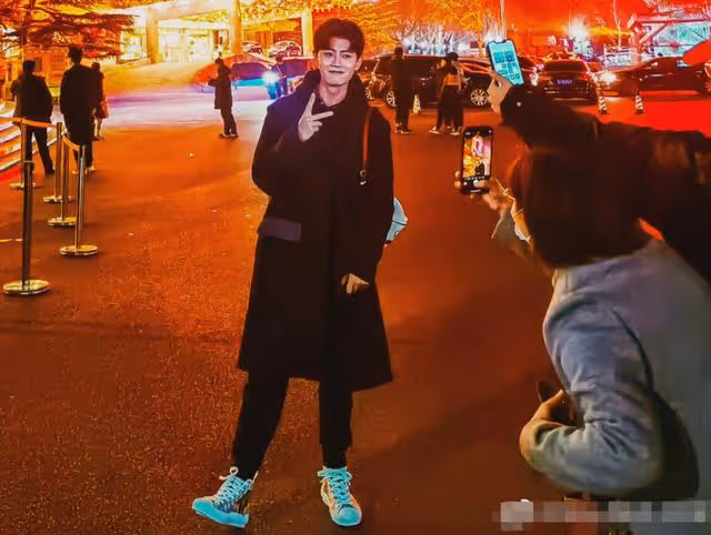 意禾CP磕上頭，身高差也剛好，178cm任嘉倫現實中比例如何？