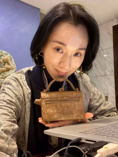坣娜長照失智母,3年寸步不離怕她忘記我,嫁外籍尪卻堅持定居臺灣:媽媽需要我的守護