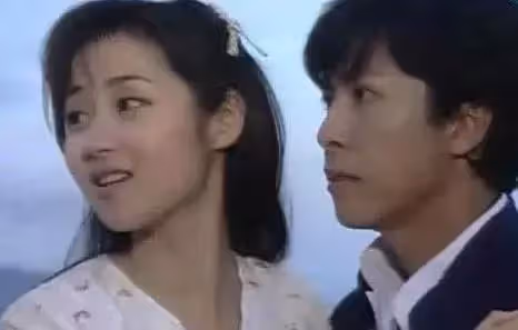 萬綺雯當年有多美?清純可人身材佳,甄子丹為她奮不顧身,網友:很有氣質