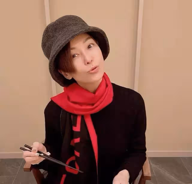 伍詠薇真敢說一次曝4個藝人的「黑」料 直接點名翁虹和萬綺雯做作