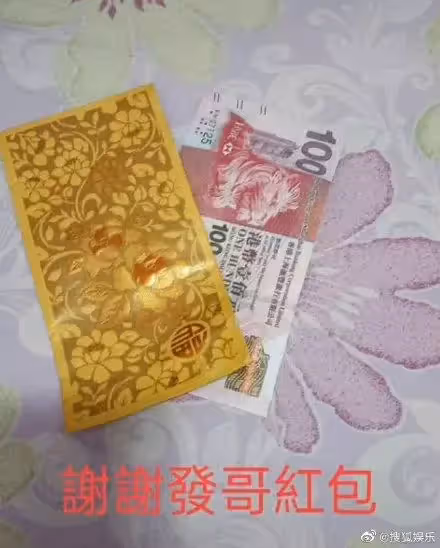 半退休生活曝光!66歲周潤發「頂滿頭白髮」熟男魅力超帥 「掌鏡自拍」狀態絕了:帥和年齡無關