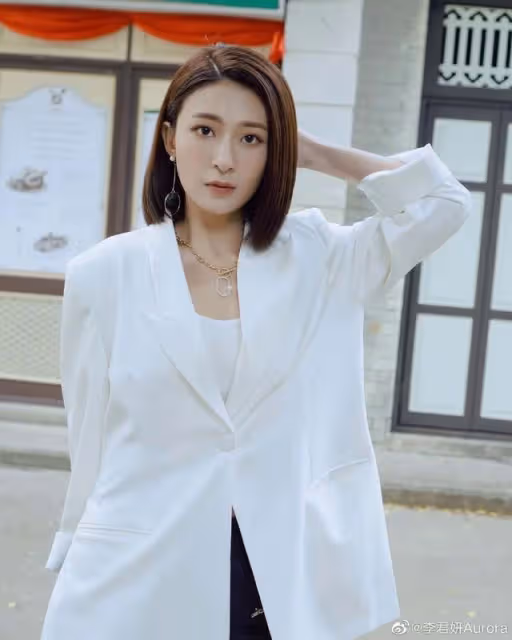 30歲TVB小花入行十多年終上位,《金宵2》挑戰「刁蘭」一角獲贊