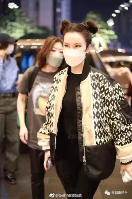 內地節目撐港樂 李玟楊千嬅攜手捧17歲炎明熹