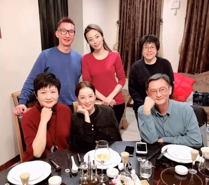 結婚9年仍熱戀!況明潔婚後「求子1年無果」視繼子如己出「女人要懂裝傻」淚曝不能沒有老公