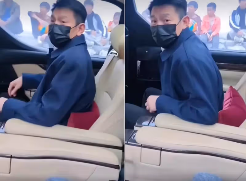 劉德華農村拍戲引圍觀!主動給小孩子簽名,不準一旁壯漢保鏢阻攔